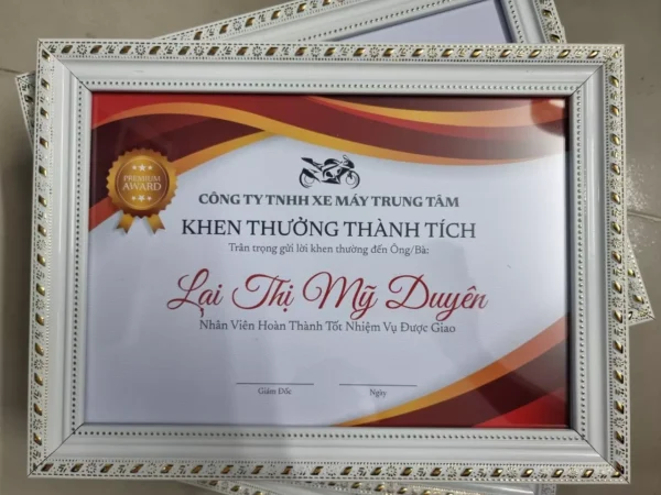 Giấy khen
