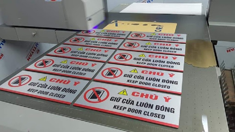 in uv tren alu tai dak lak buon ma thuot 4 In UV trên Alu tại Buôn Ma Thuột: Giải pháp in ấn hiện đại cho doanh nghiệp In ấn Đăk Lăk - In nhanh Buôn Ma Thuột